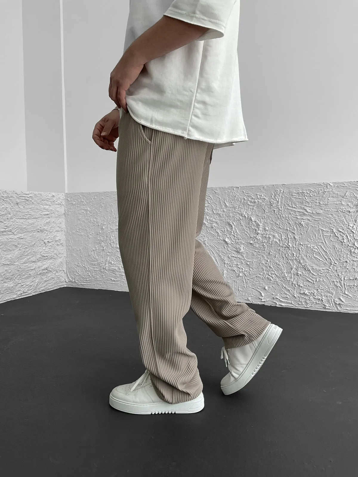 RIBBED TUBE LEG TROUSERS