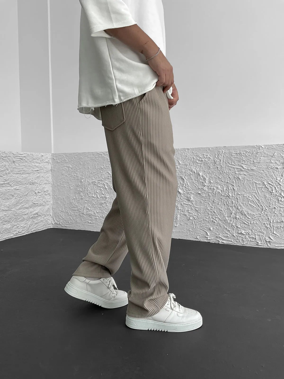 RIBBED TUBE LEG TROUSERS