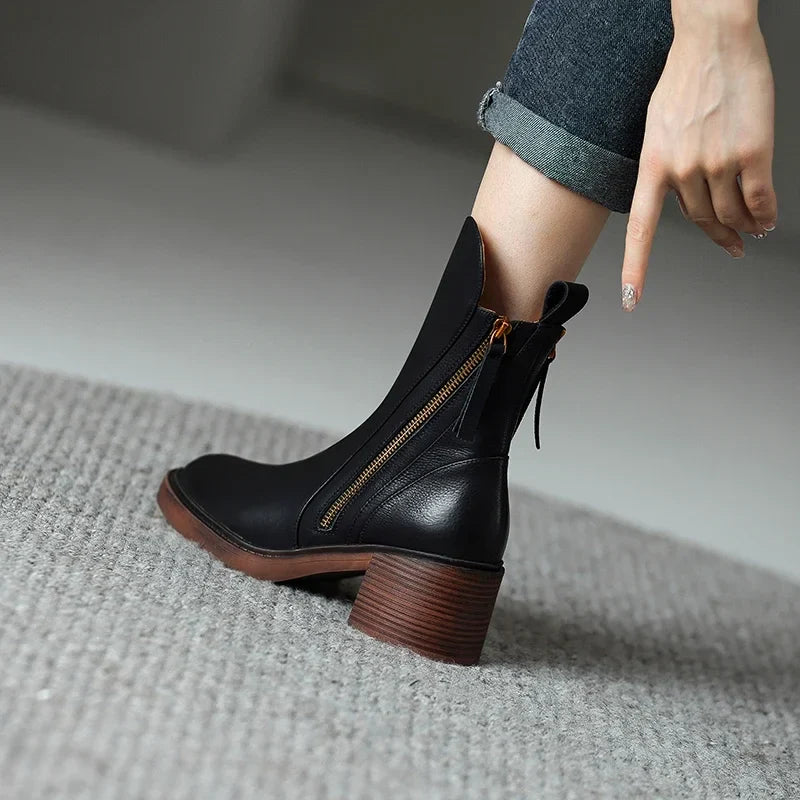 COMFORT LEATER ANKLE BOOTS