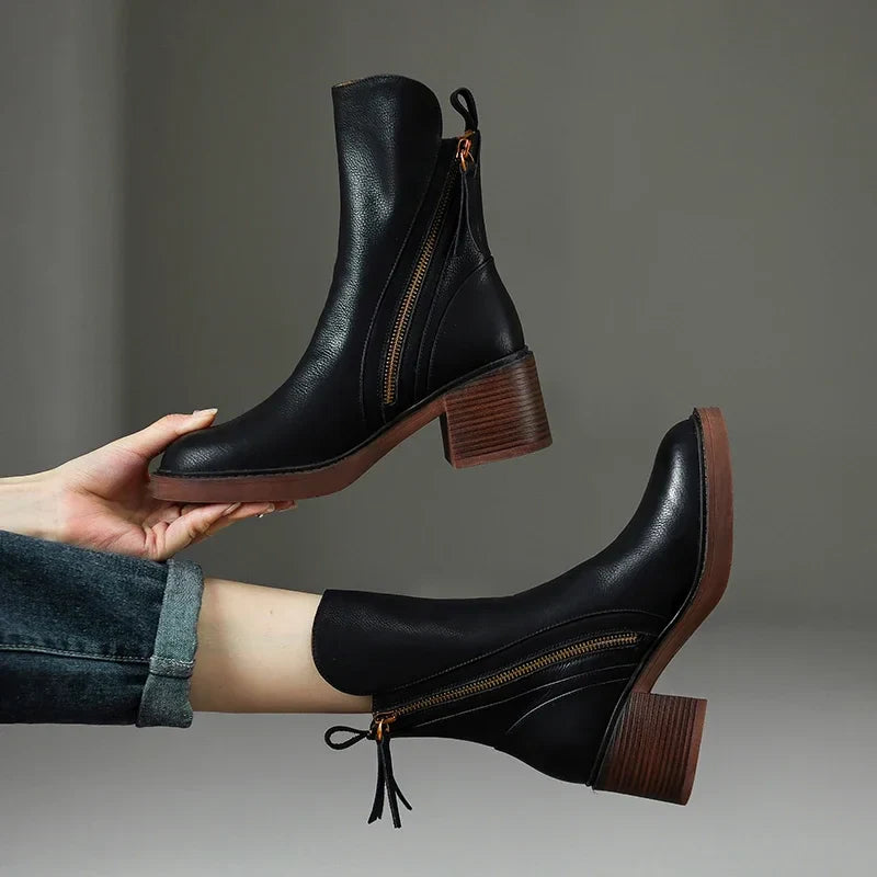 COMFORT LEATER ANKLE BOOTS